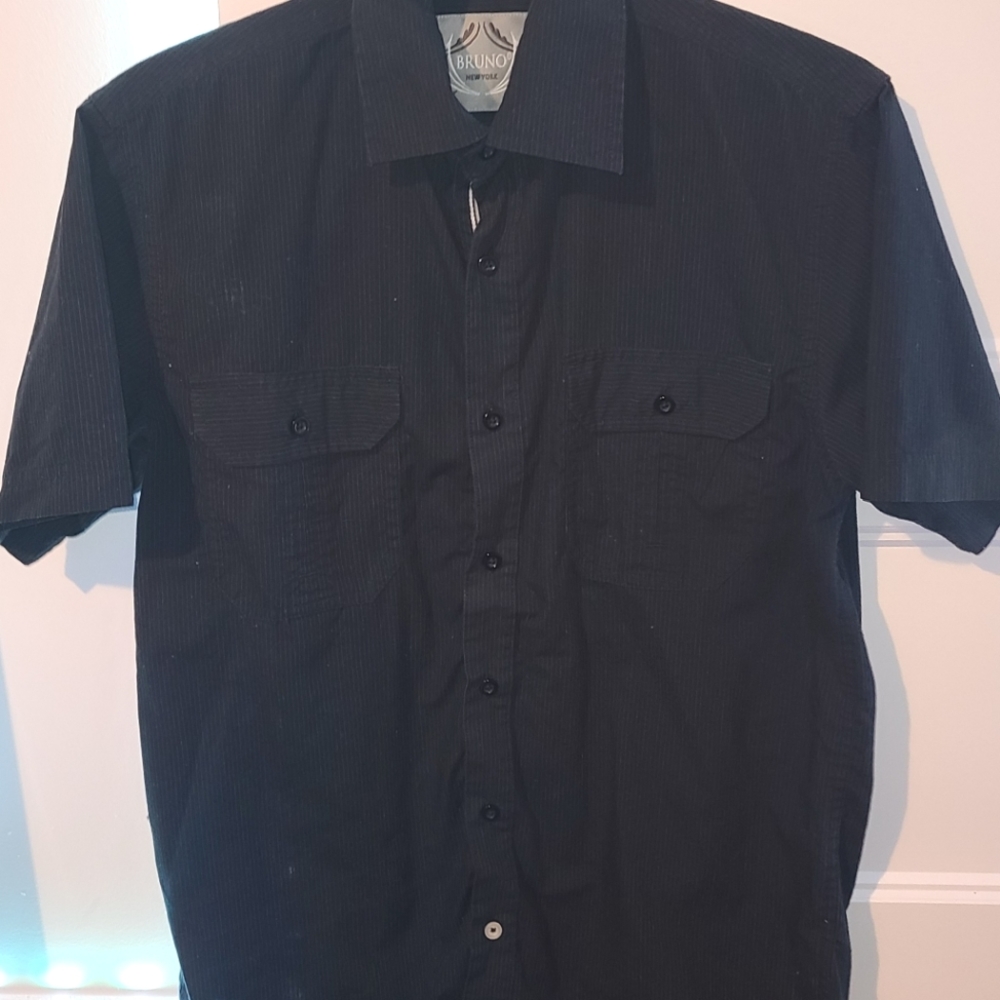 Black shirt